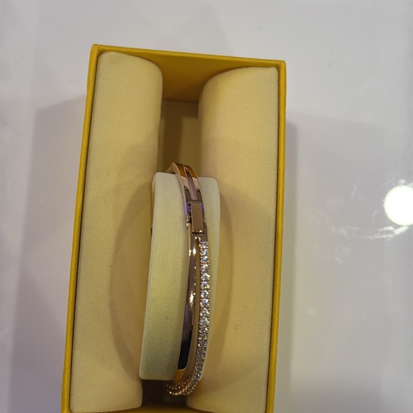 SWAROVSKI Hyperbola bracelet white with rose gold tone - Picture 4 of 4